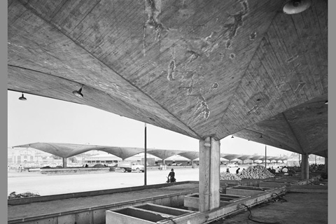 Jamaica Market, M&eacute;xico D.F. Photograph by Armando Salas Portugal. Collection Freijo (Madrid-M&eacute;xico).
